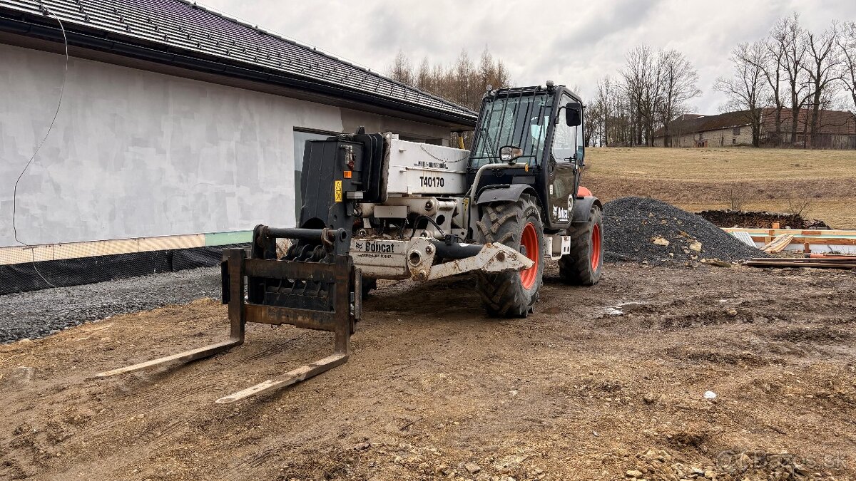 Teleskopický manipulátor BOBCAT T40 170 - 5