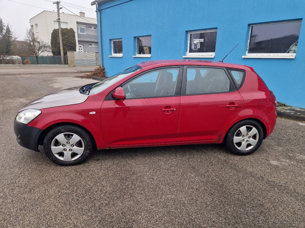 Kia ceed 1.6 CRDi - 5