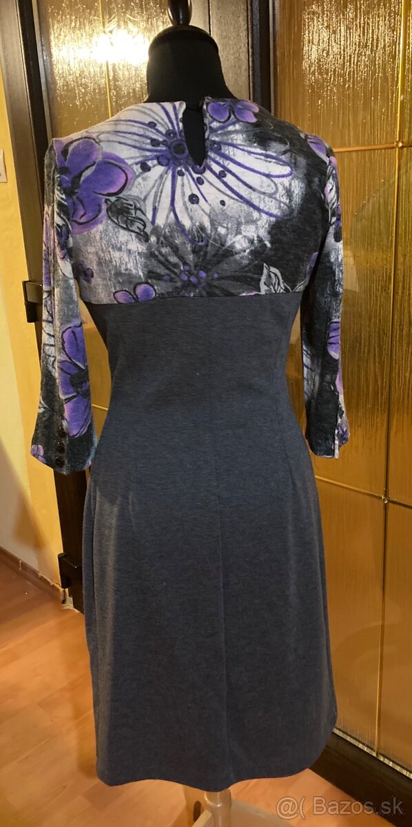 Šaty teplé č. 40. - 5