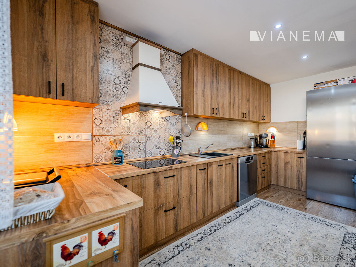 IBA U NÁS Na predaj veľký 5i rod. dom v Kálnici 940m2, NVM - 5