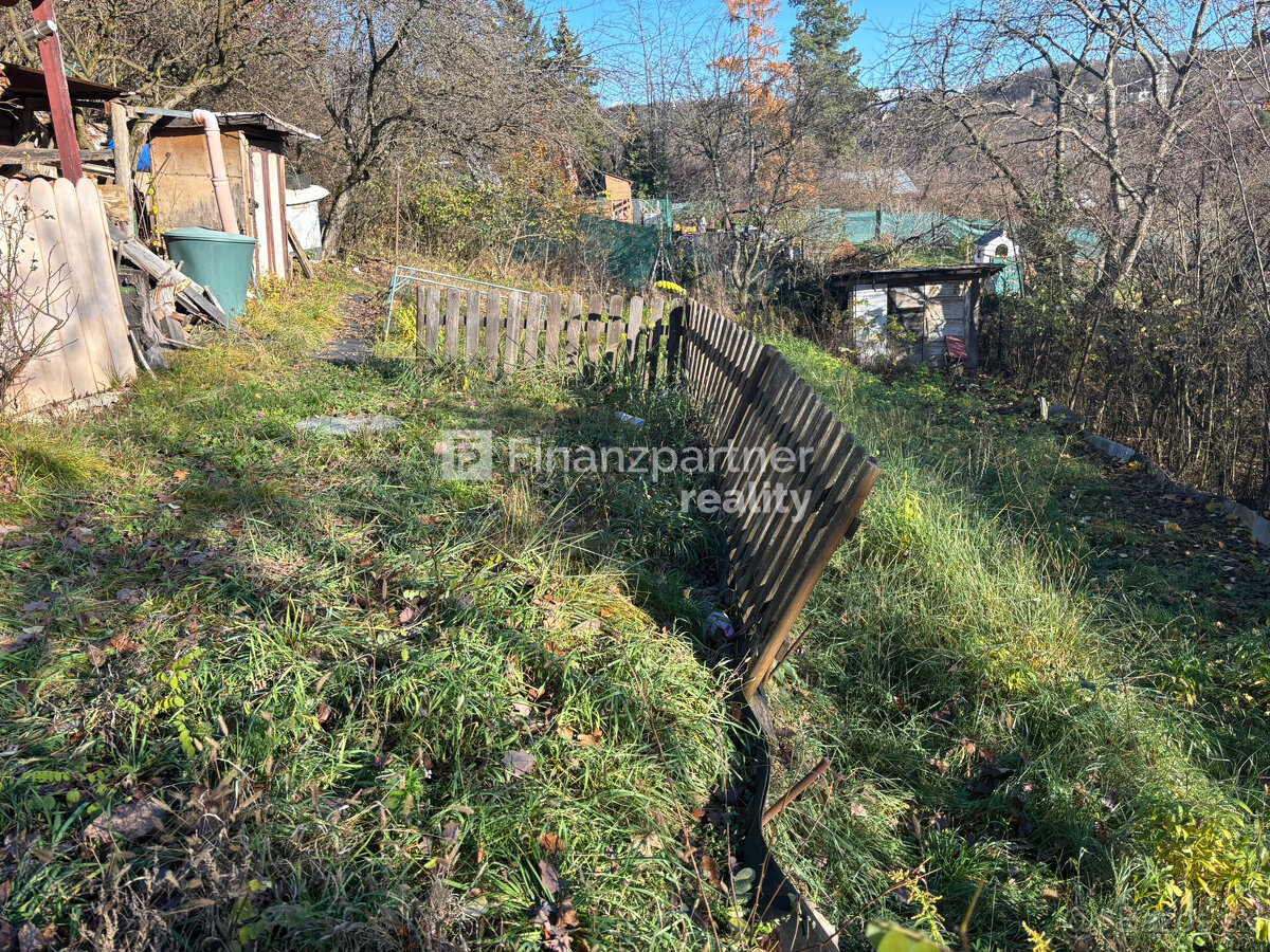 Na predaj záhrada s murovanou chatou. - 5