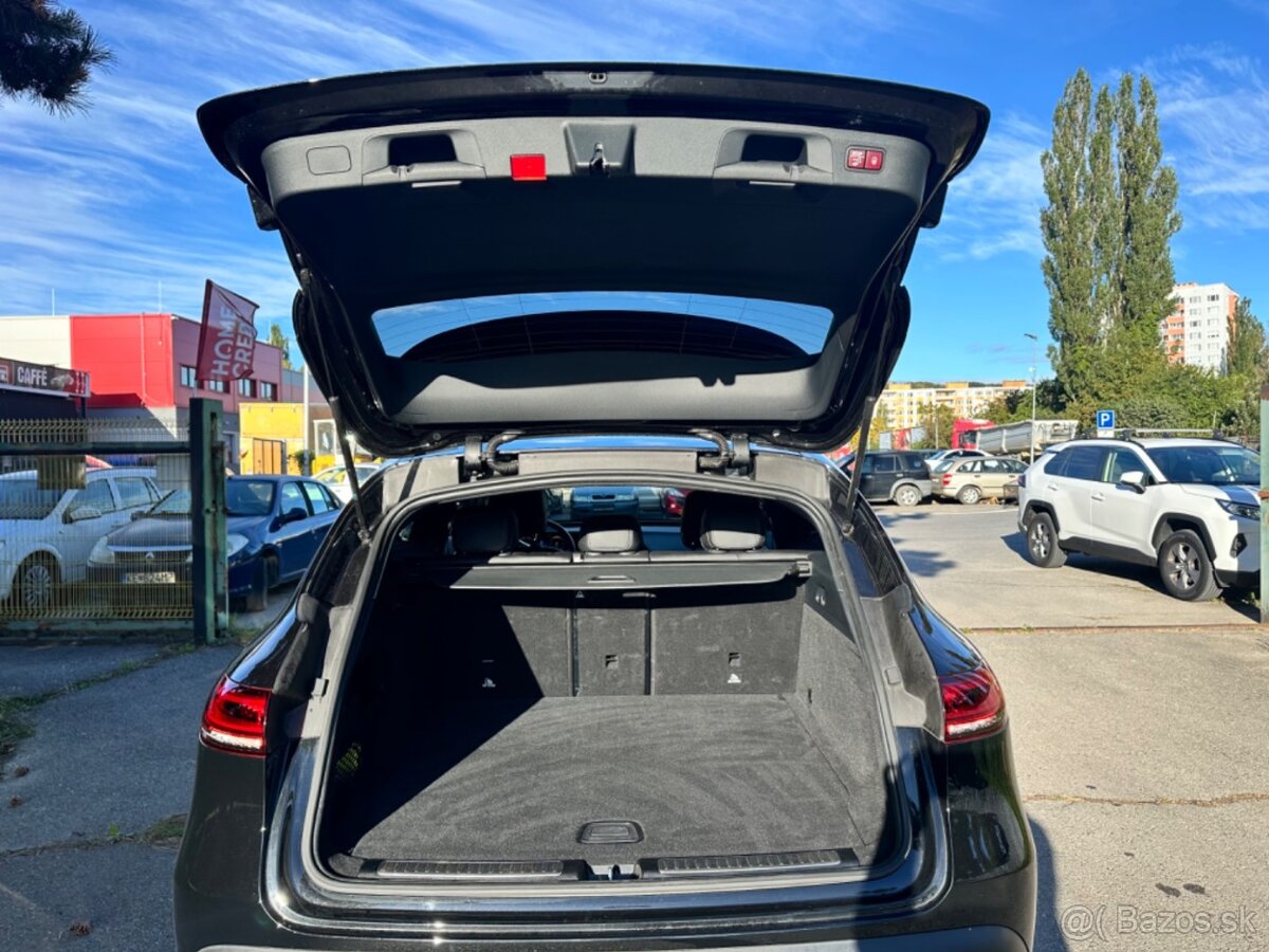 Predám Mercedes-Benz EQC 400 4MATIC AMG Line (Možný odpočet - 5