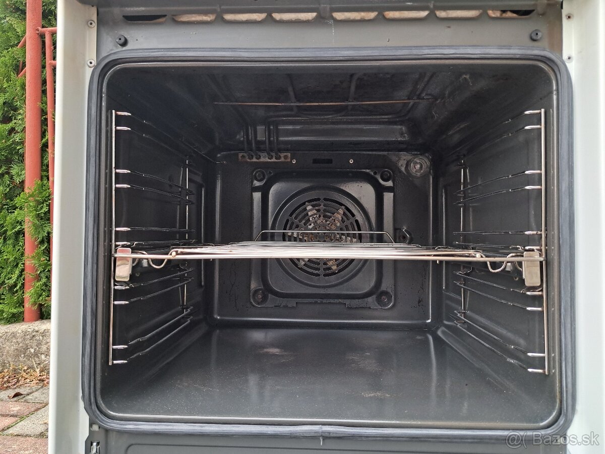 Sporak zn. Amica - 5