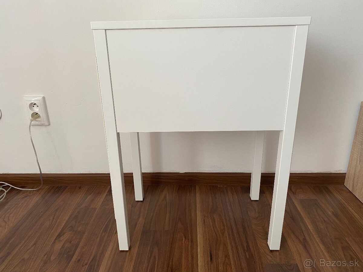 Nočný stolík IKEA - 5