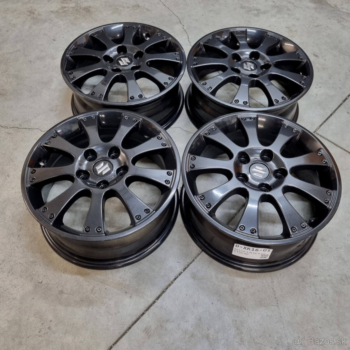 Hliníkové disky 5x114,3 R16 6J ET50 - 5