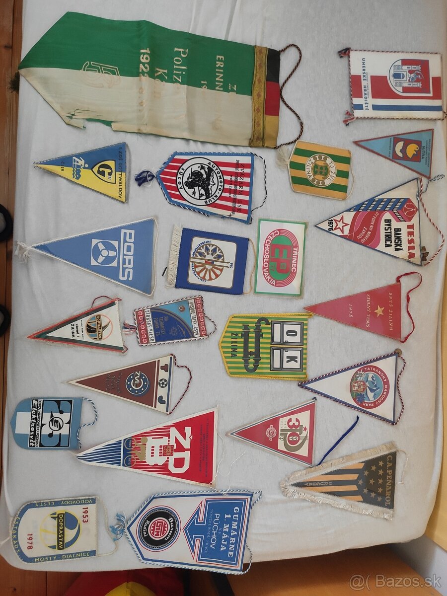 Predam zberatelske kalendare, kalendariky a vlajocky - 5