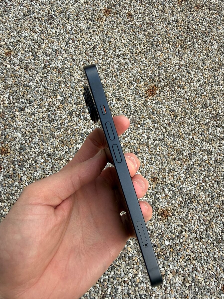 Iphone 14 - baterie 100% - 5