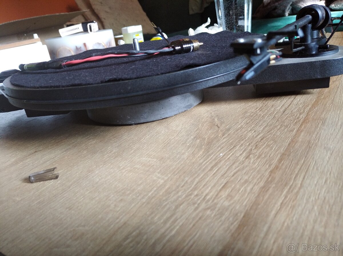 Pro Ject Elemental gramofon - 5