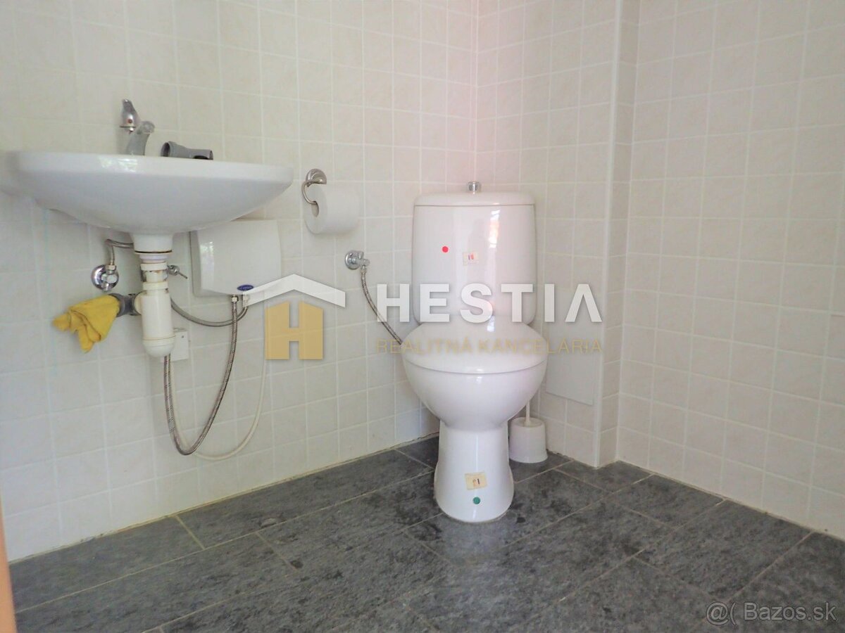 Obchodný priestor na prenájom v centre mesta - 5