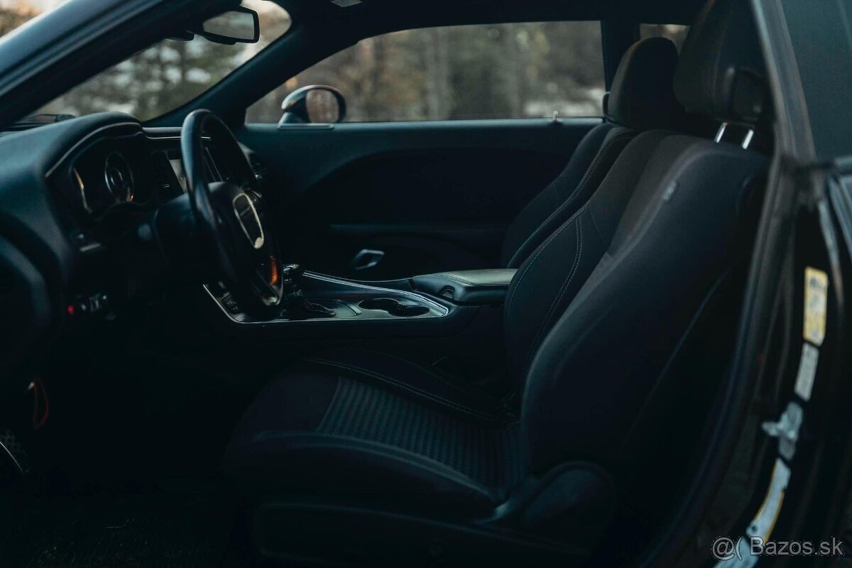 Dodge Challenger 3.6L - 5