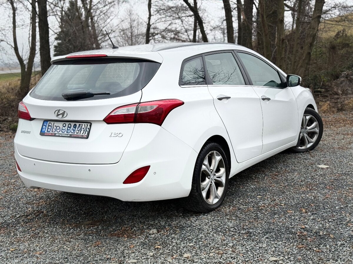 Hyundai i30 1.6Crdi Facelift - 5