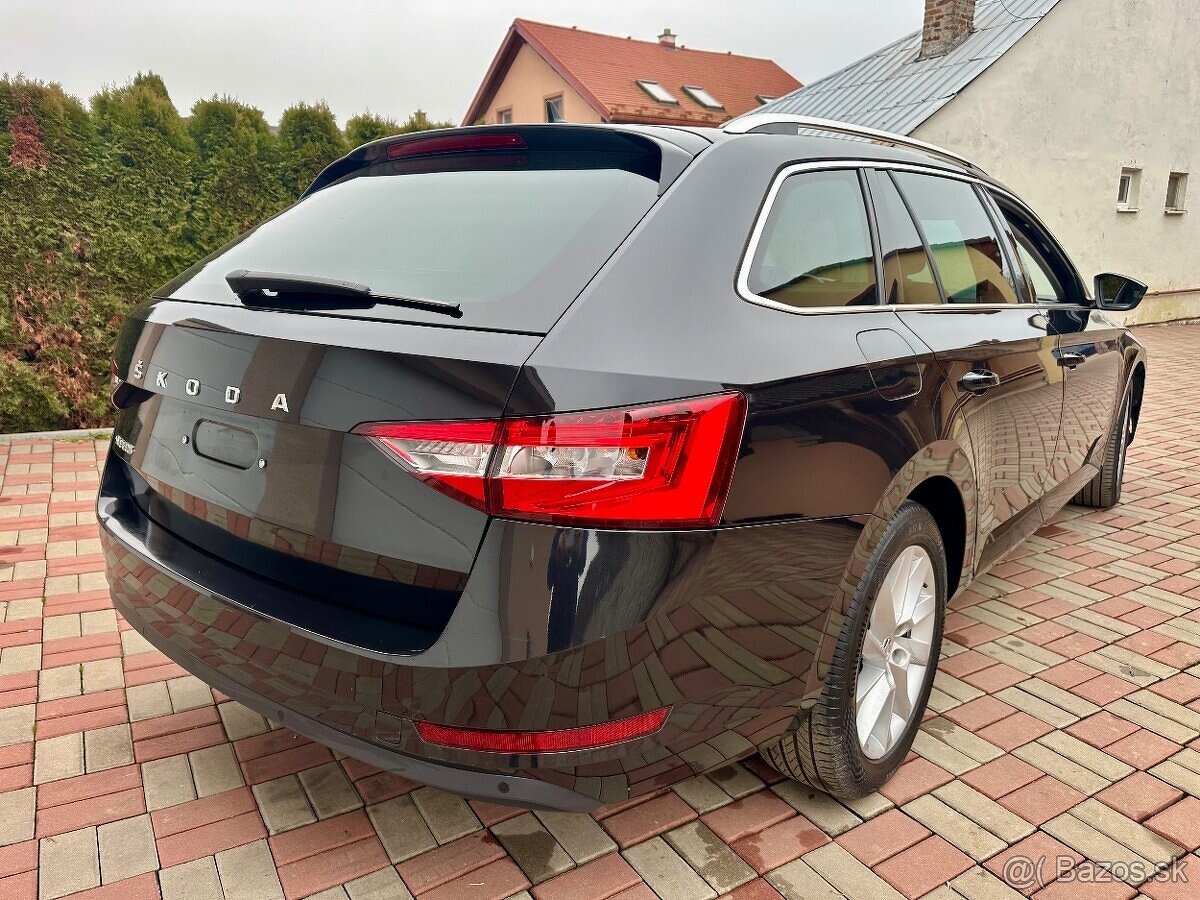 Škoda Superb III Combi Facelift - 5