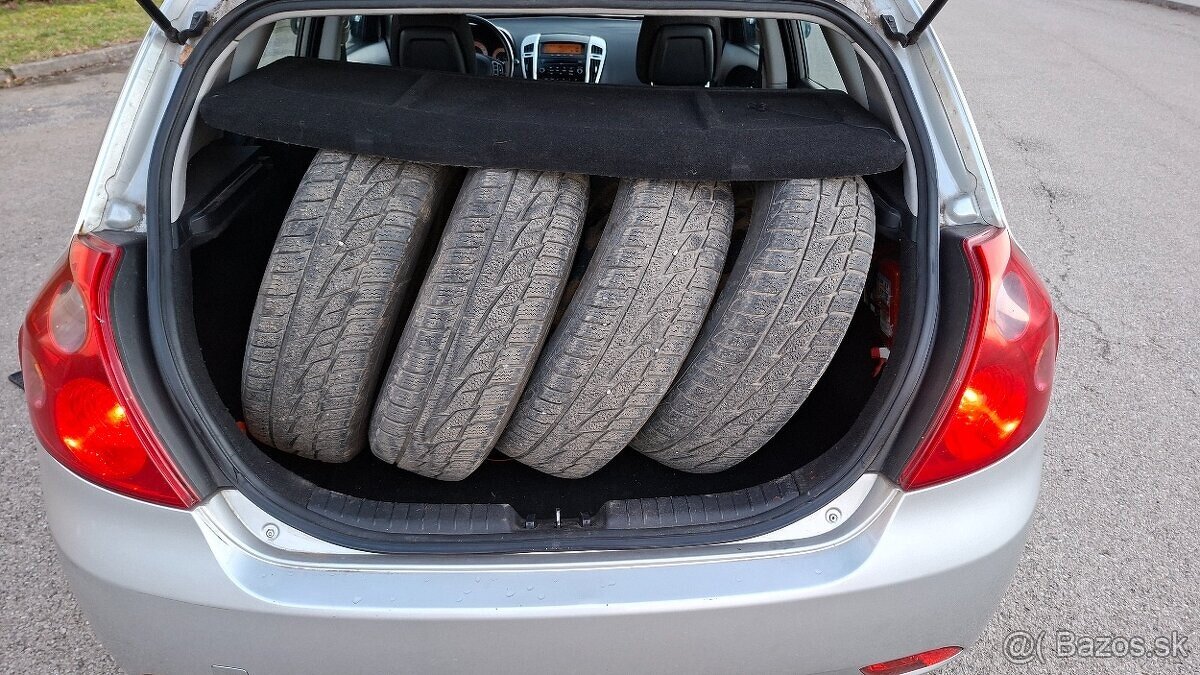 Kia Ceed 1.6 CRDi MAXIMÁLNE ZACHOVALE - 5