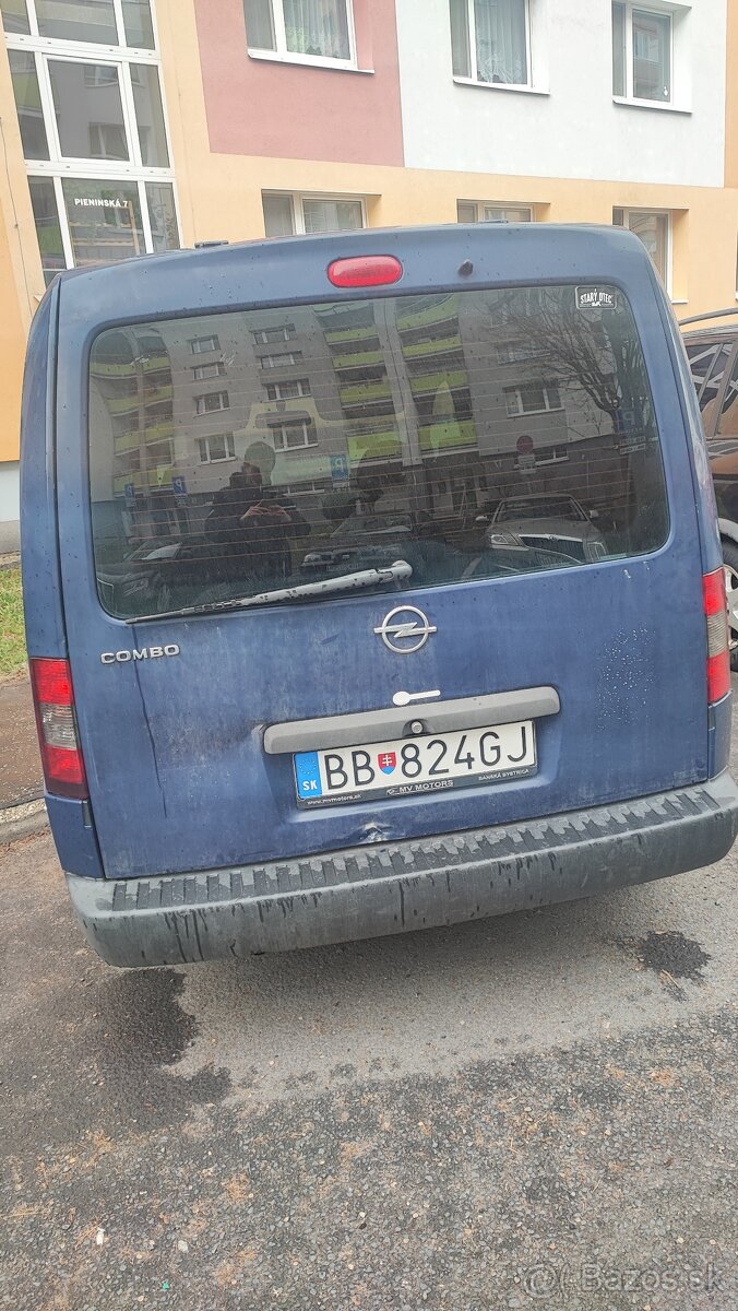 Opel combo 1.4 2009 - 5