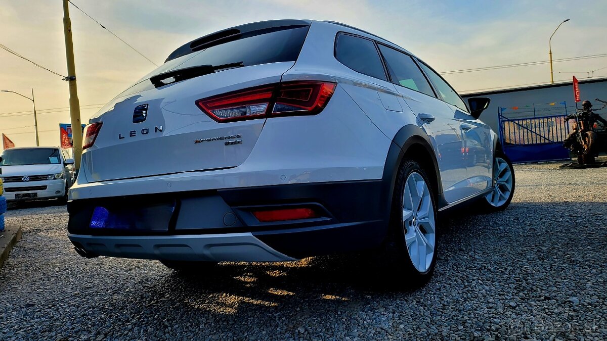 Seat Leon Experience 2,0 TDI-135 kw 4x4 - 5