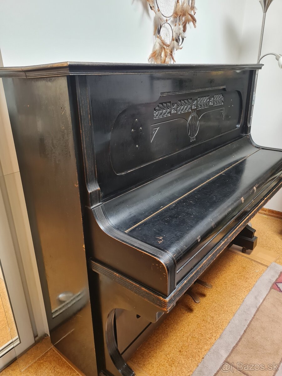 Starožitný klavír - 5