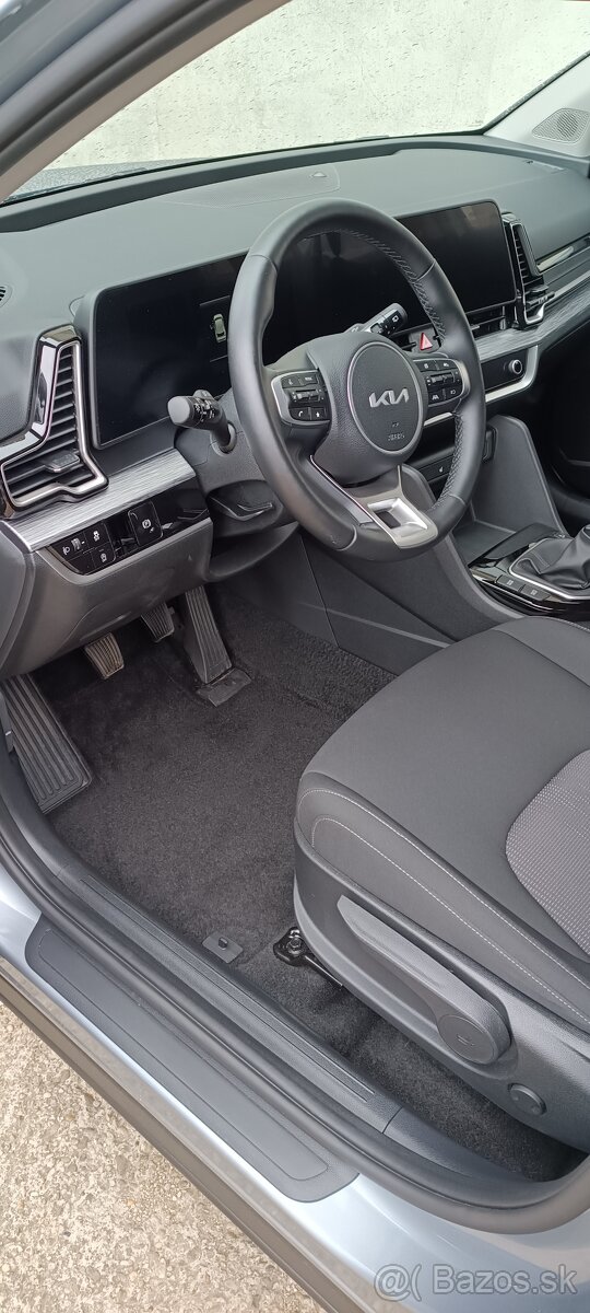 Kia Sportage 1.6, 2022, 1.maj., 24000km v záruke, GOLD - 5