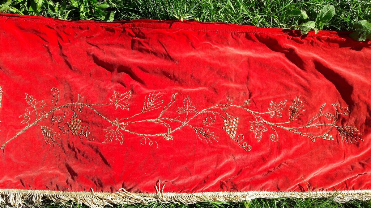 Kroj alebo liturgická textília - 5