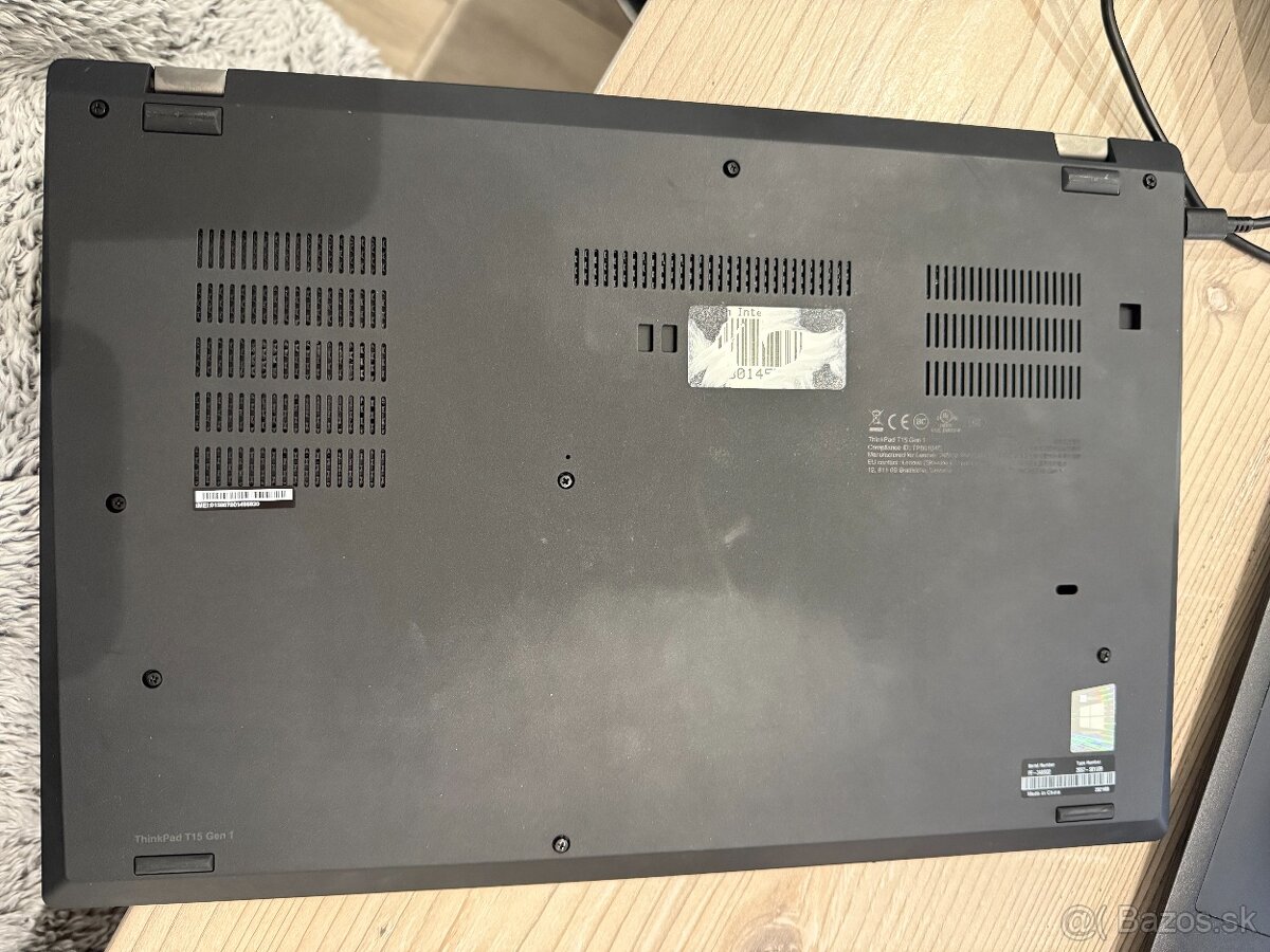 Lenovo T15 Gen 1 na predaj 1. - 5