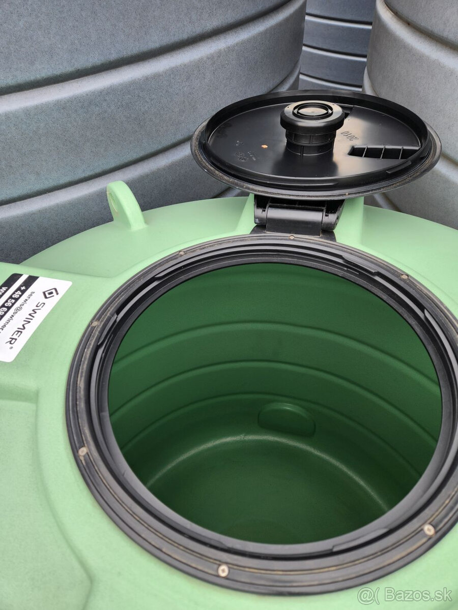 Nádrž na dažďovú vodu 2000 litrov, zelená, biela farba - 5