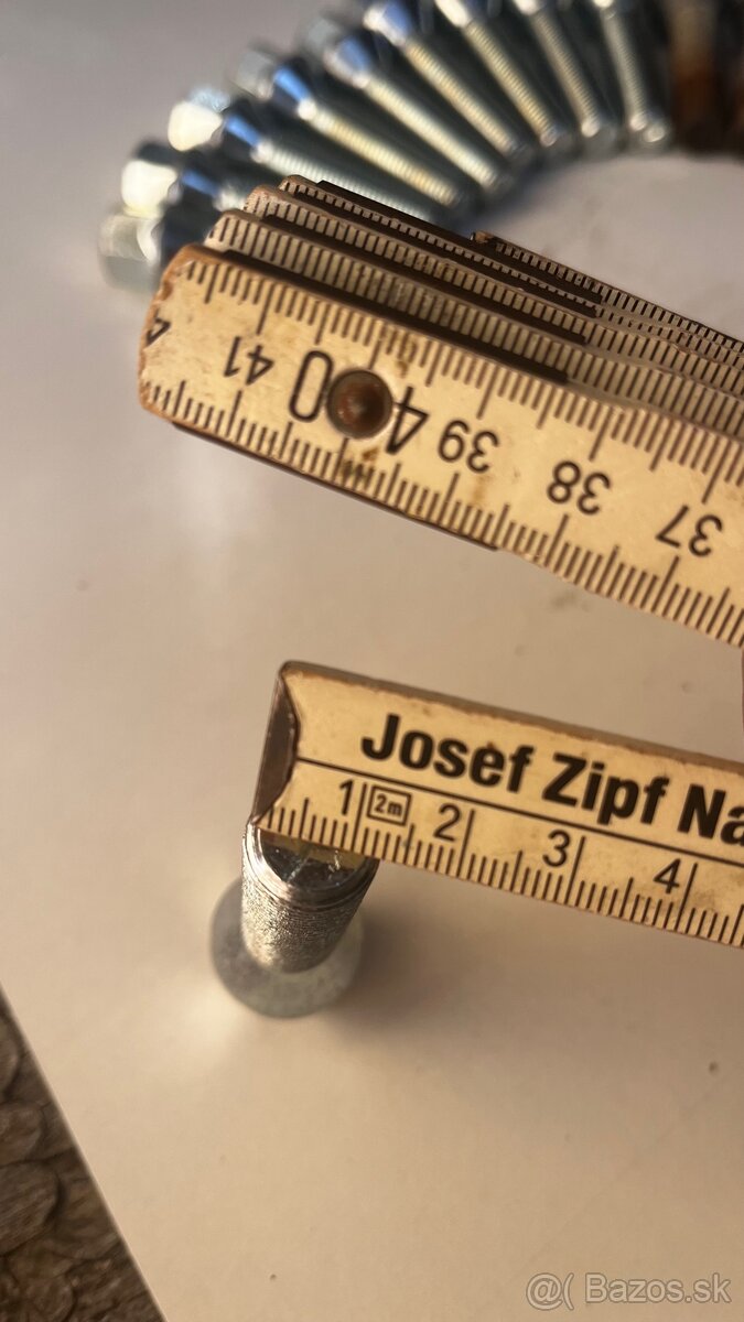 Predam 20 ks kolesovych sroubov - 5