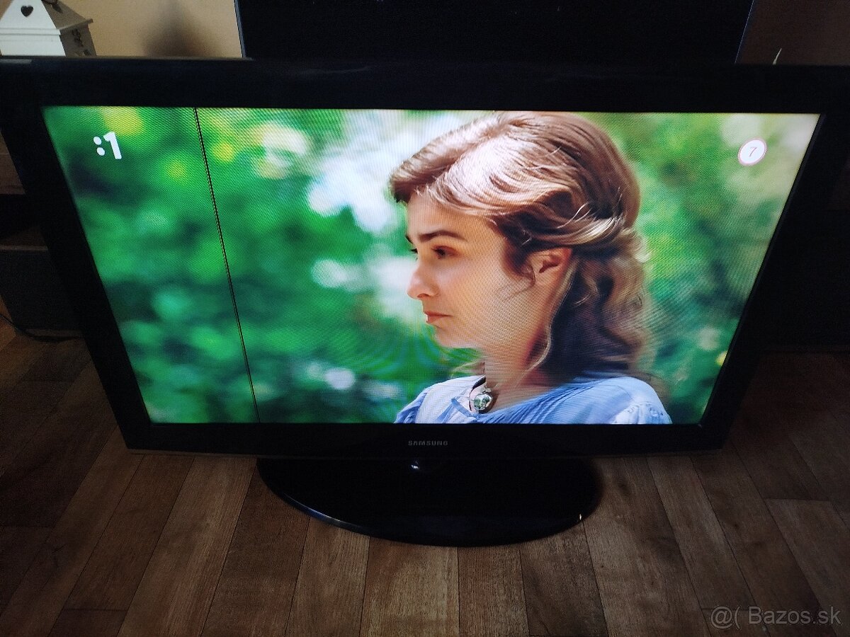 Televízor Samsung 40". 107cm - 5