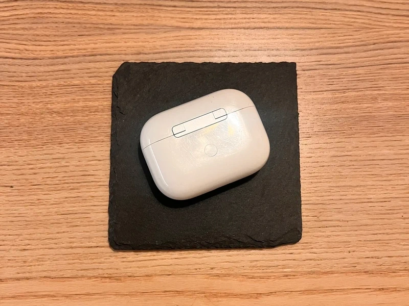 Apple AirPods Pro - 5