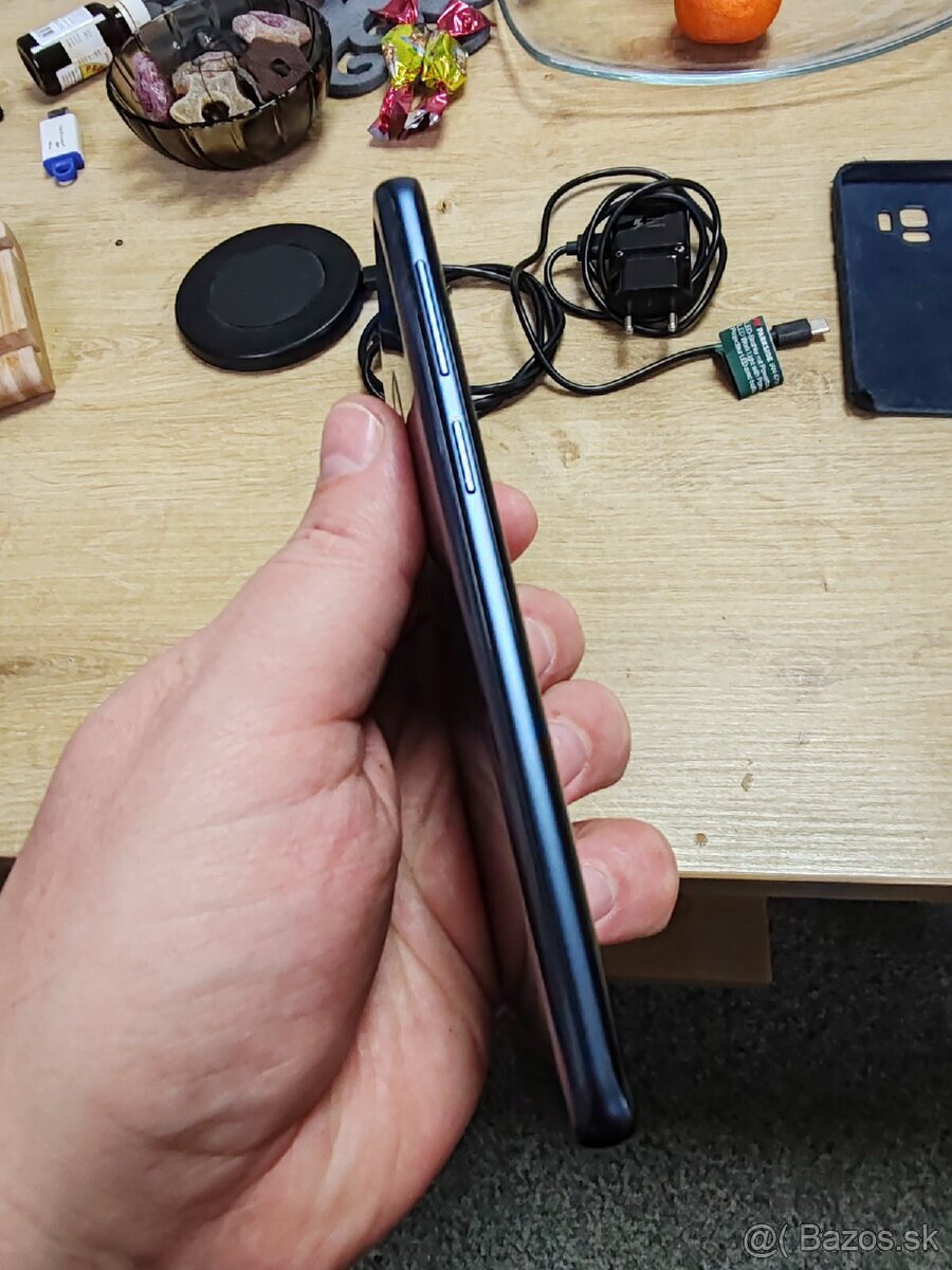 Predám Samsung S9 - 5