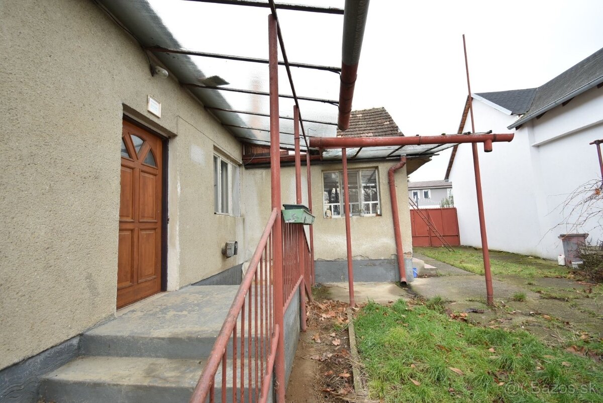 Viničné: rodinný dom postavený na pozemku 854 m2 - 5