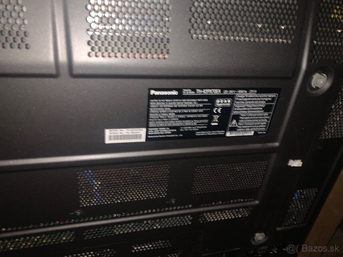 TV PLAZMA PANASONIC so stojanom s uhlopriečkou 106cm - 5
