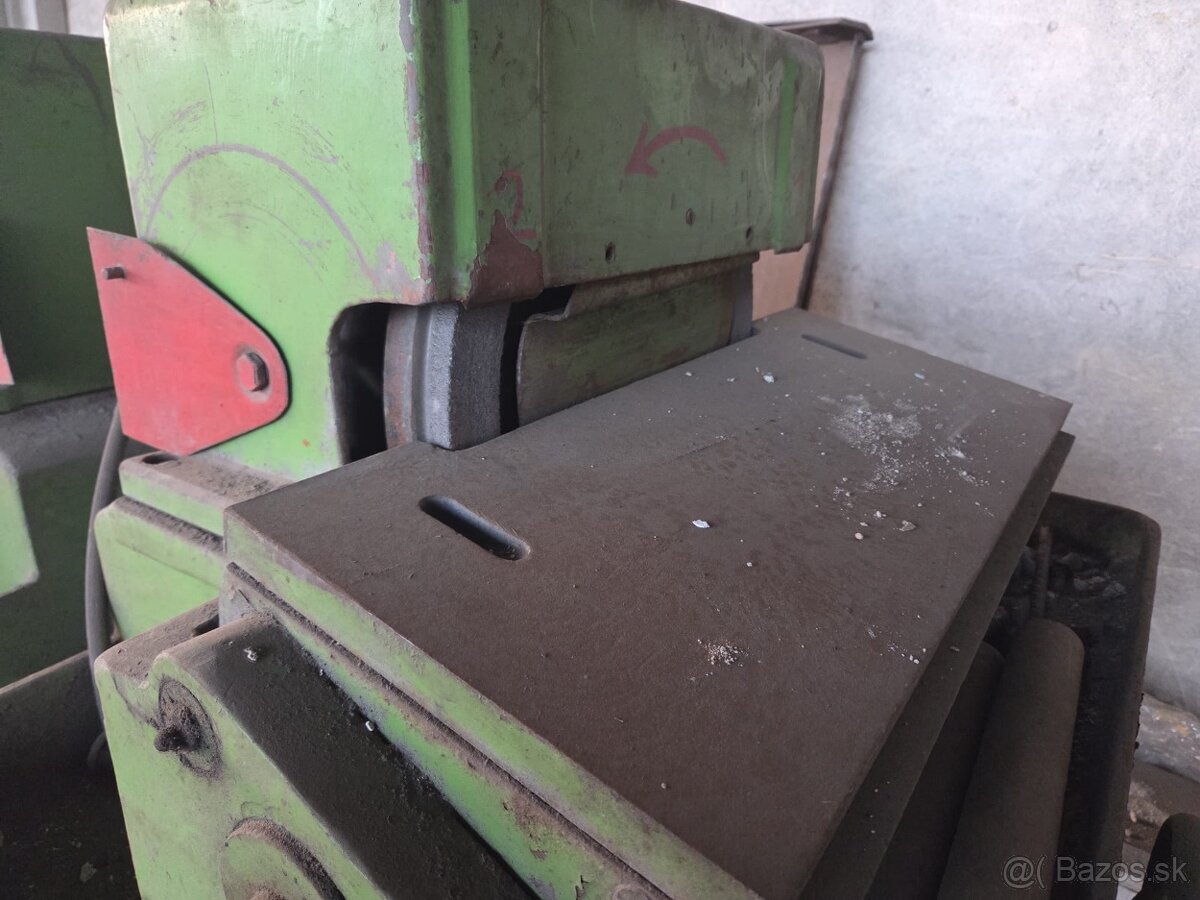 bruska na vrtáky BBT 350 - 5