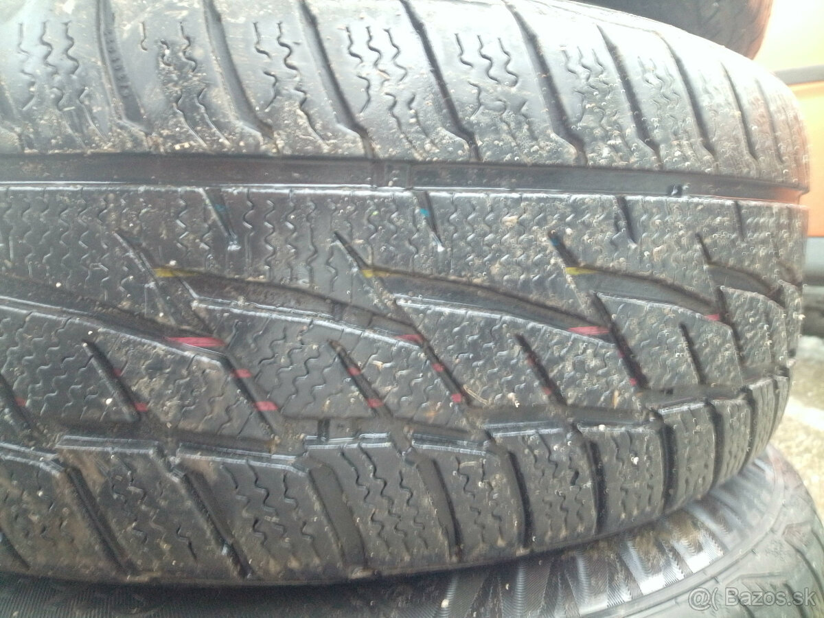 sada 195/60 R15 zimné pneumatiky 4108 - 5