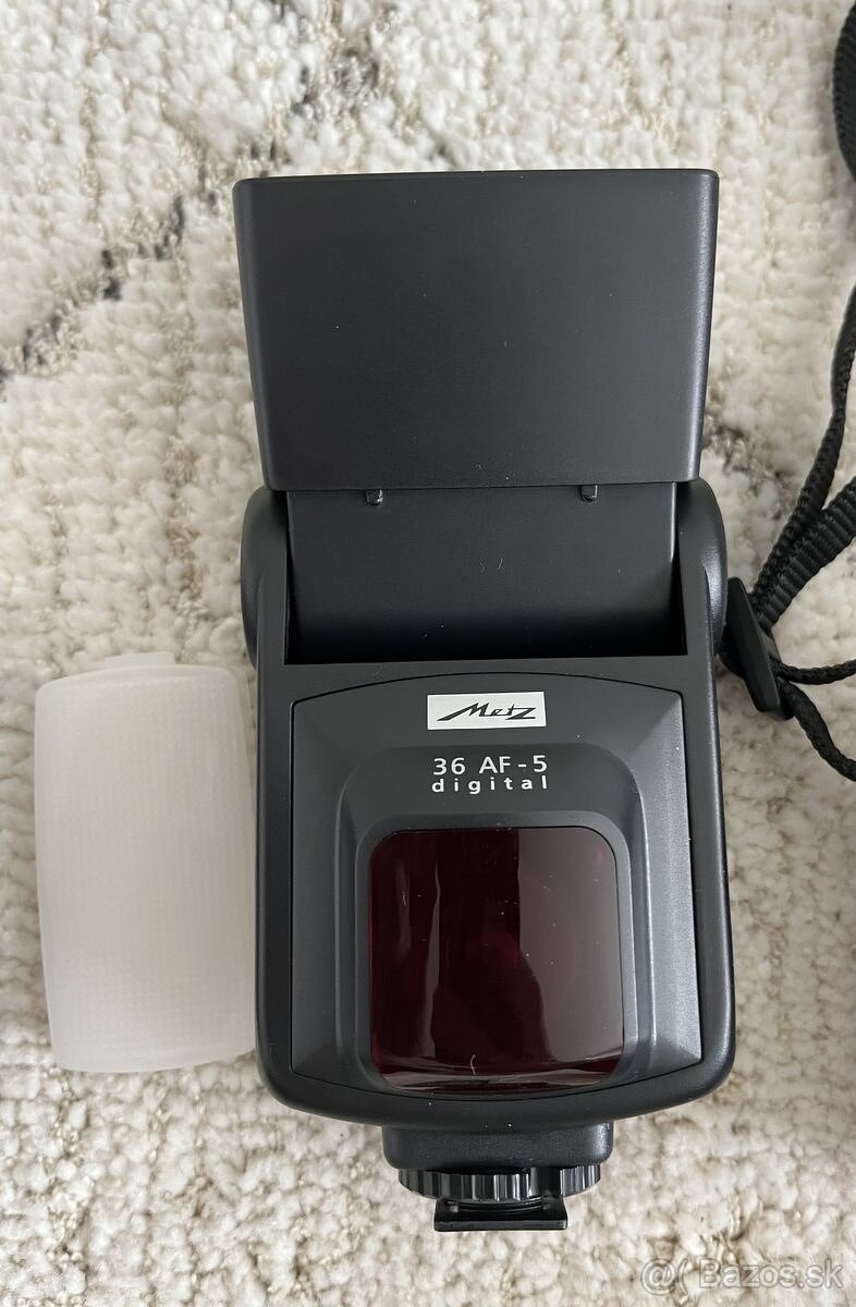 Canon EOS 550D + 2x objektív, blesk, brašňa, ... - 5