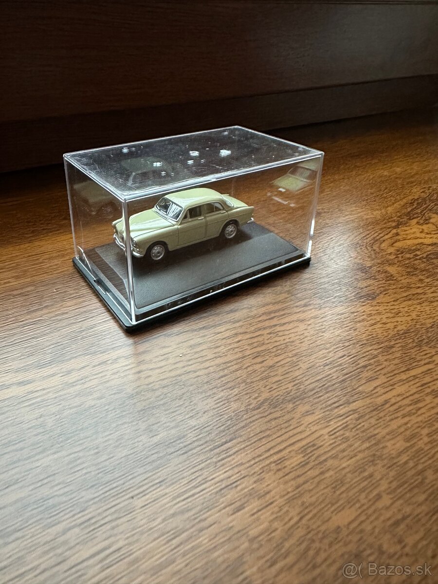 Oxford Volvo Amazon 1:76 - 5