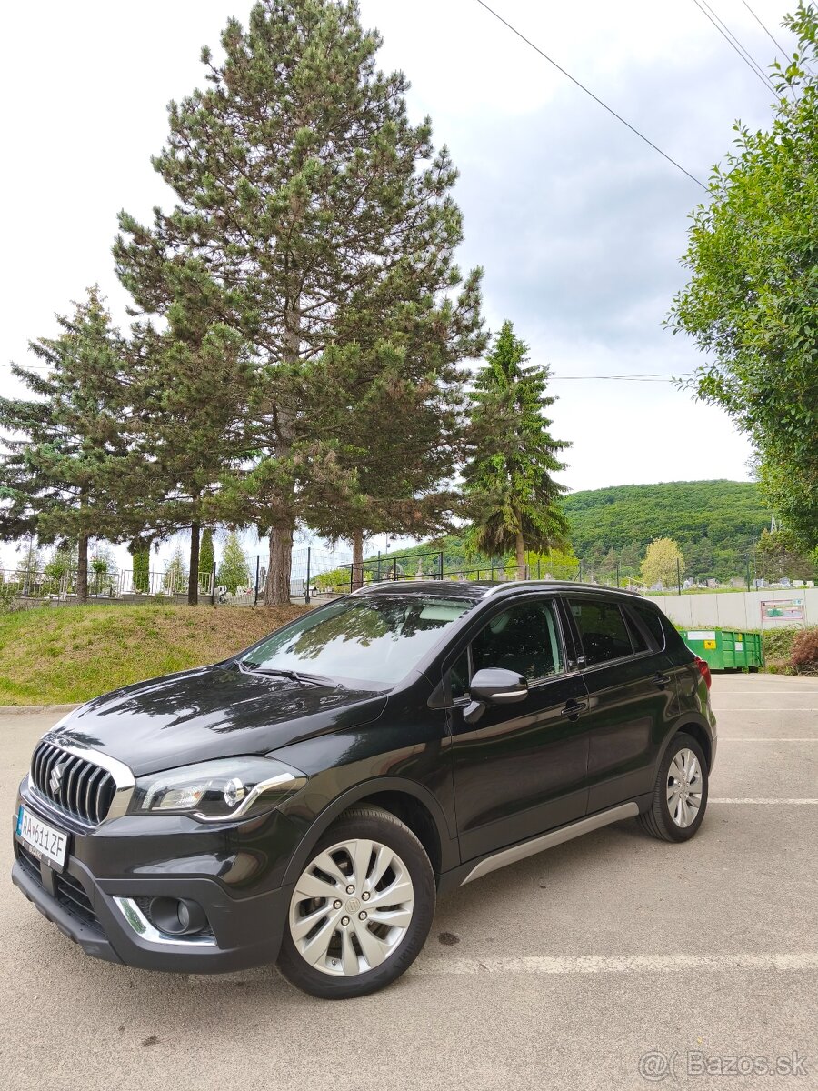 Suzuki SX4 s cross 4X4 Benzín. mod.Rok 2020 - 5