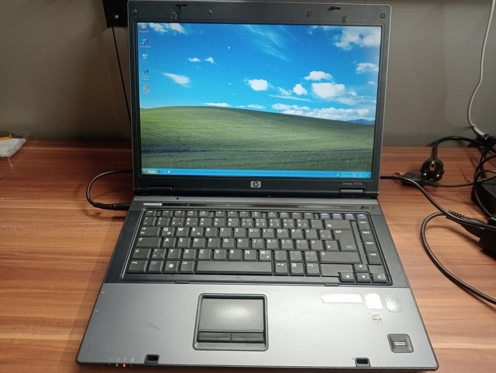 predám na diely notebooky HP 2. - 5