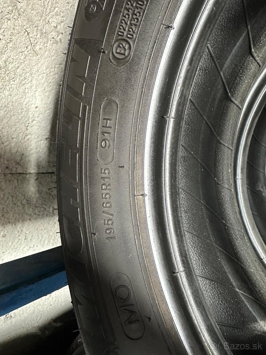 Michelin 195/65R15 - 5