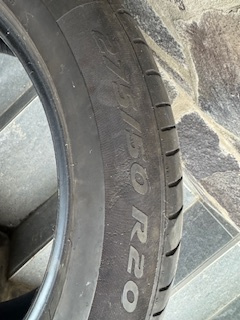 Pirelly R20 - 5