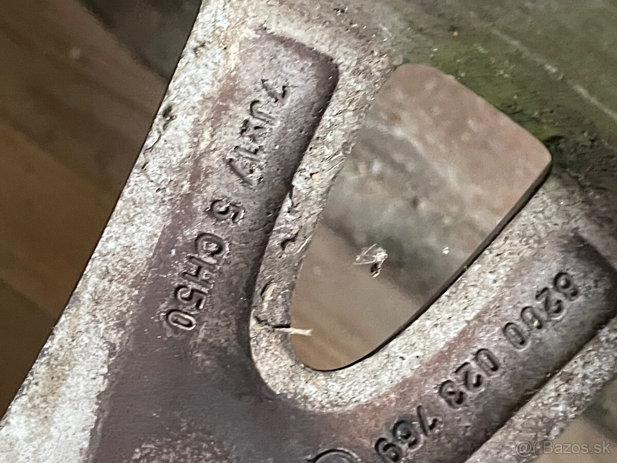 Elektrony R17 Renault - 5