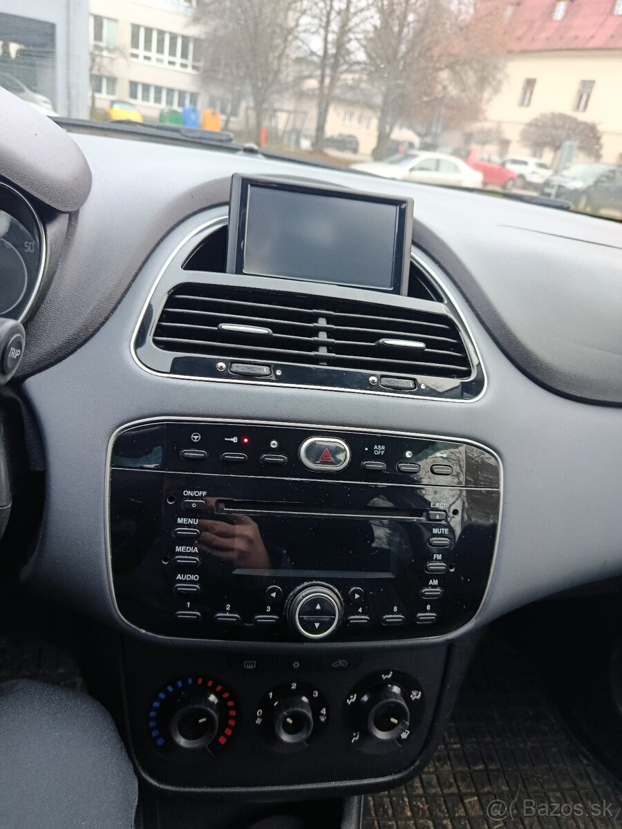 Predám Fiat grande Punto evo - 5