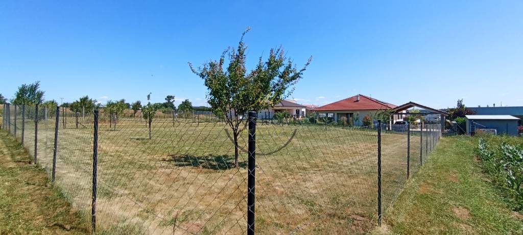 Predáme investičný pozemok, 633 m2, Nitra - Párovské Háje - 5