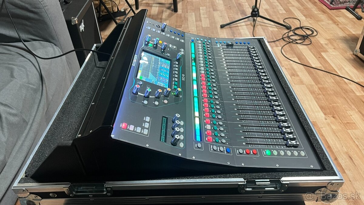 Allen & Heath SQ6 - 5