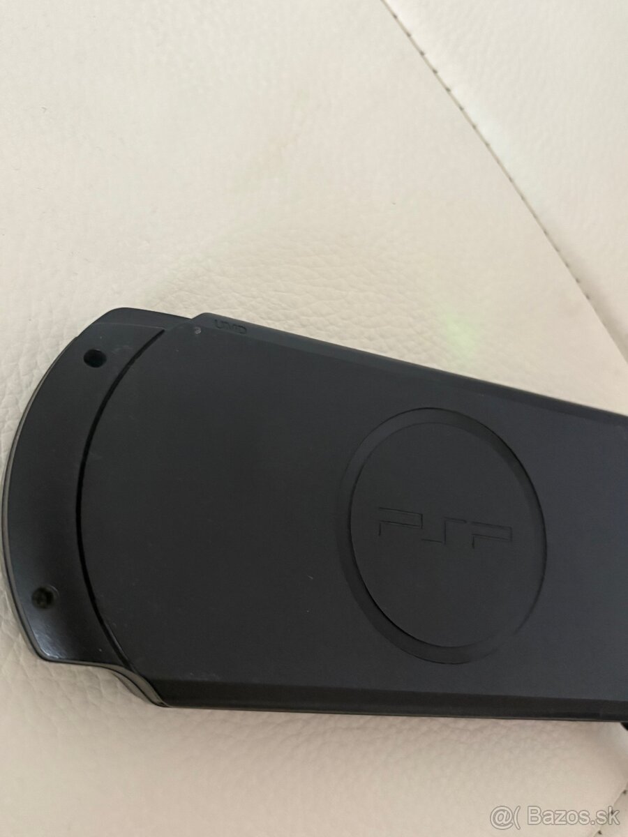 Playstation Portable 1004-E + 14 Hier - 5