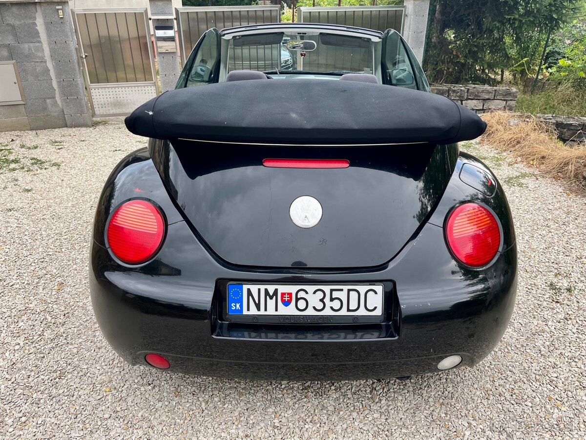 Volkswagen New Beetle Cabriolet 1.4 55 kW (benzín) – čierny - 5
