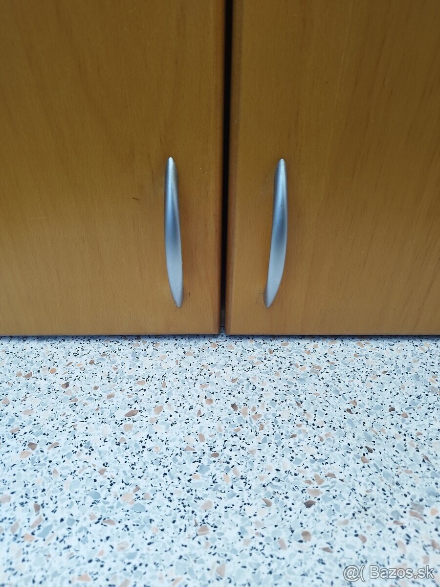 Kuchynská linka +spotrebiče - 5