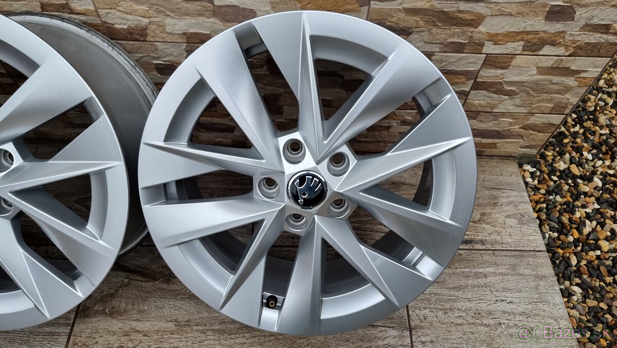 Predám originál ŠKODA ROTARE elektrony/ 5x112 r17 et48 J7 - 5