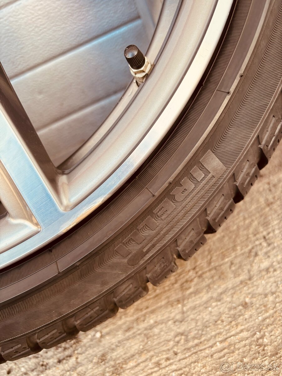 Bmw 18" f40,44 zimne pneu - 5