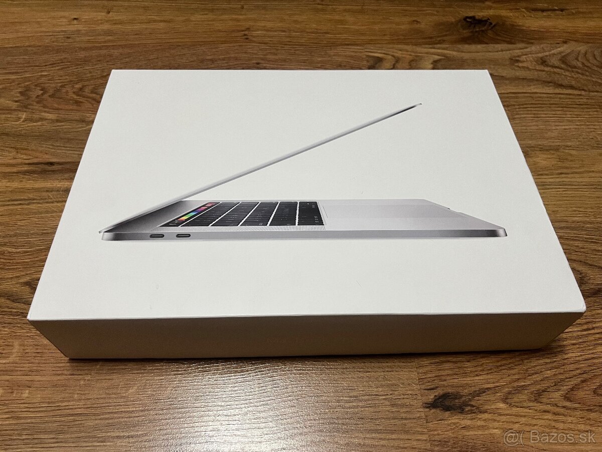 MacBook Pro 15” Touch Bar 32GB RAM - 5
