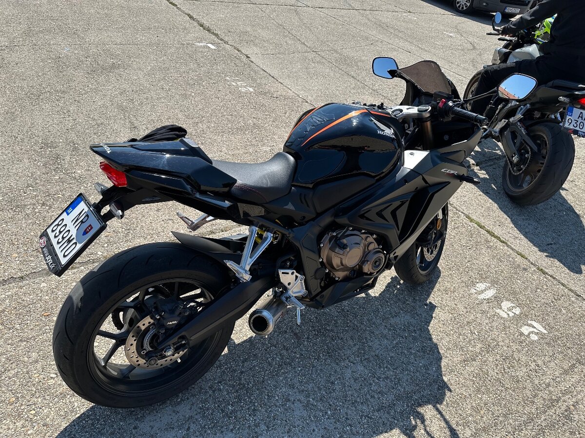 Honda cbr650r - 5