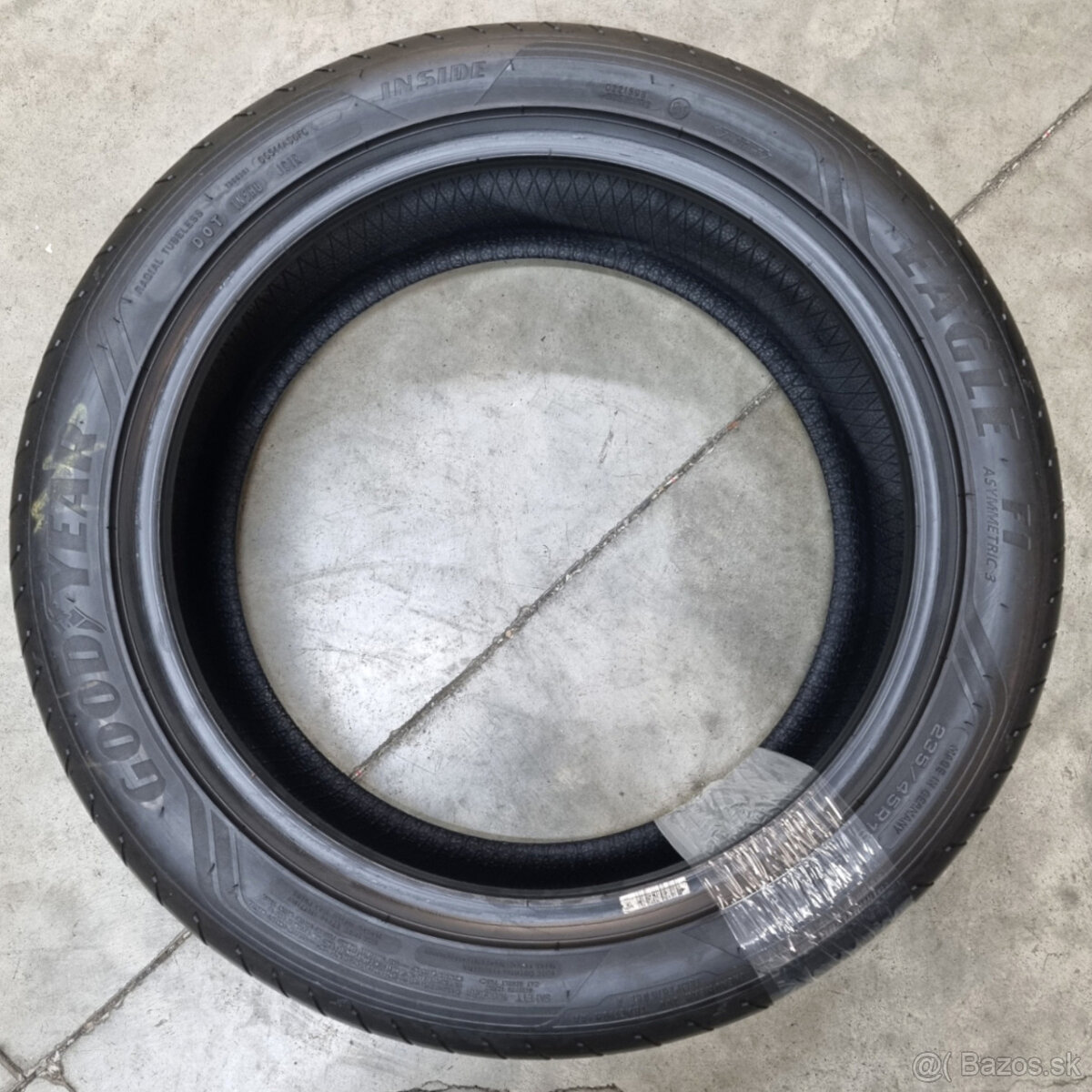 Letné pneumatiky 235/45 R18 GOODYEAR - 5
